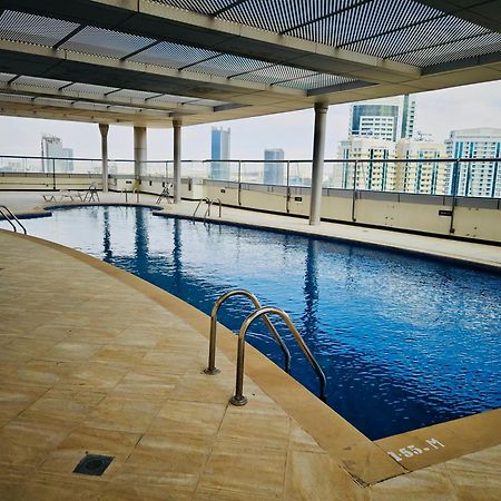 369 Stays- 1 Bedroom Apartment In Sports City Dubai Ngoại thất bức ảnh